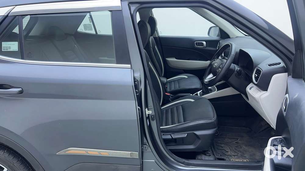 Hyundai Venue 1.2 S (o), 2025, Petrol