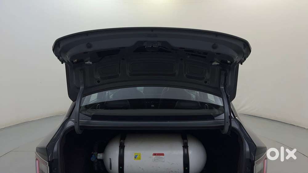 Hyundai Aura 1.2 Sx Cng, 2023, Cng & Hybrids