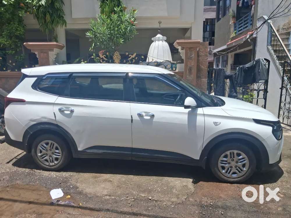 Kia Carens 1.4 Premium 2024