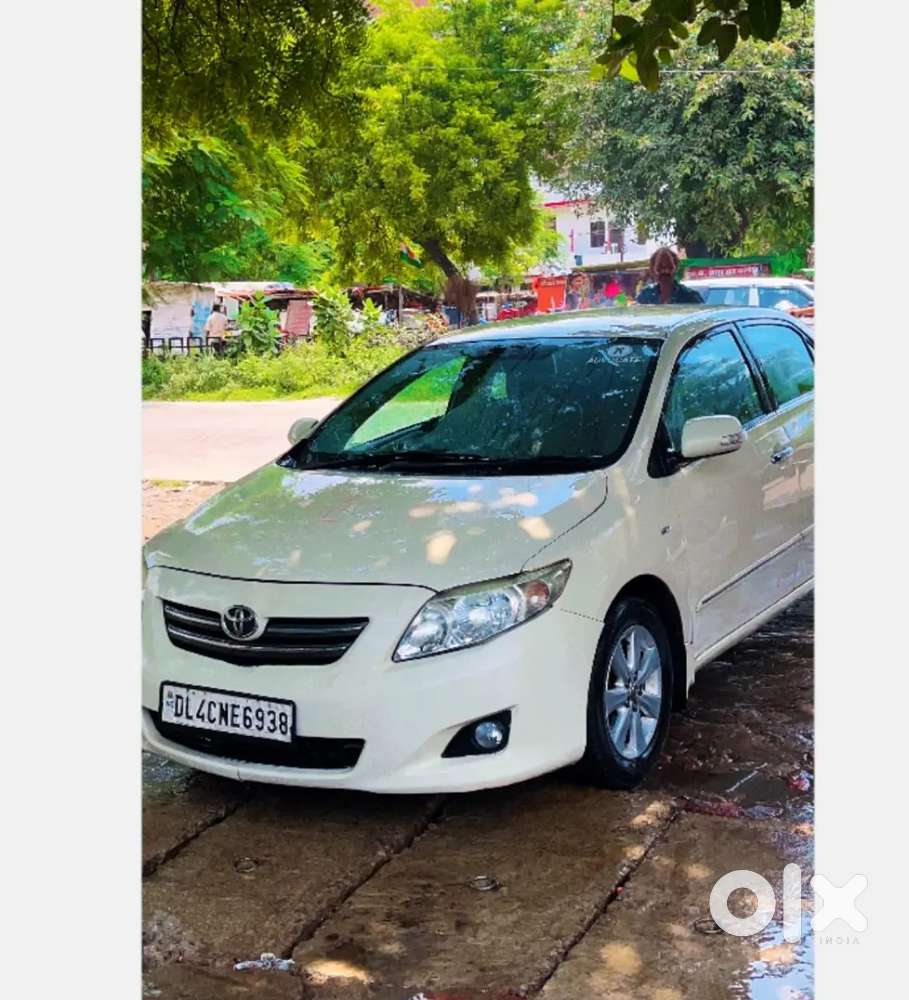 Toyota Corolla Altis 2010 Petrol Well Maintain , Fitness Invalid