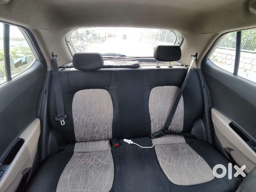 Hyundai Grand I10 Asta Option, 2016, Petrol