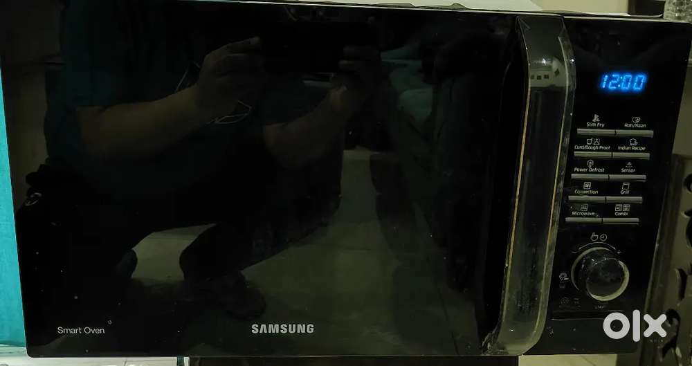 Samsung Microwave 29 Lits with Convection