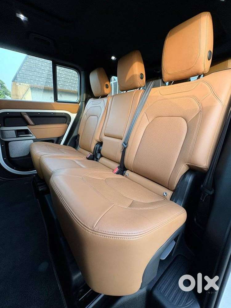 Land Rover Defender 3.0 L 130 Hse, 2023, Diesel
