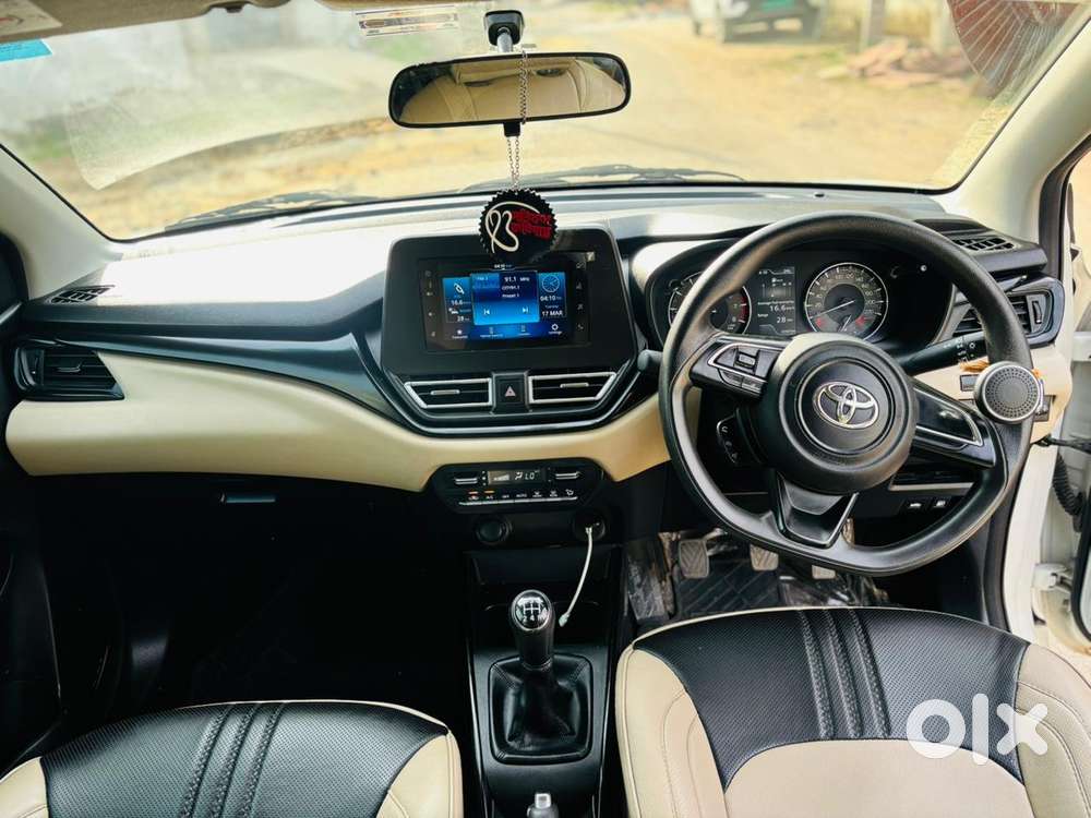 Toyota Glanza, 2023, Petrol