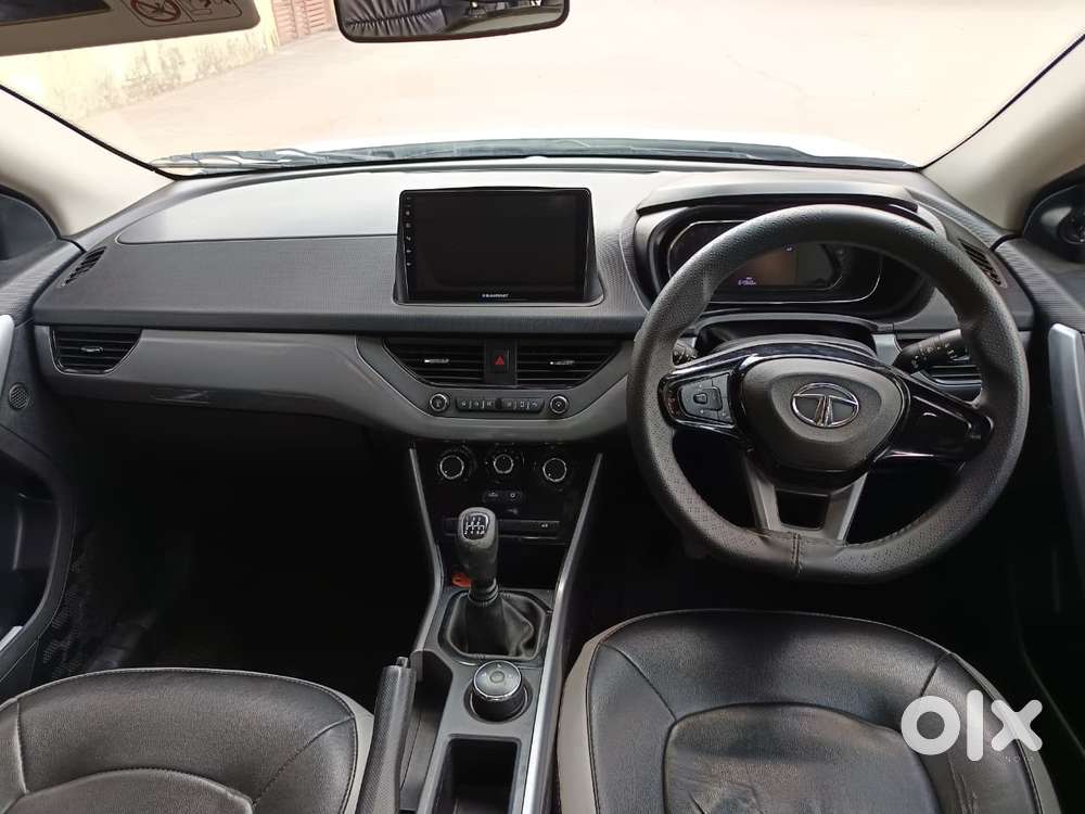 Tata Nexon 1.5 Revotorq Xm (s), 2022, Petrol