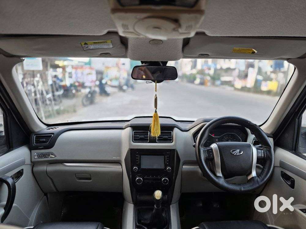 Mahindra Scorpio S10, 2015, Diesel