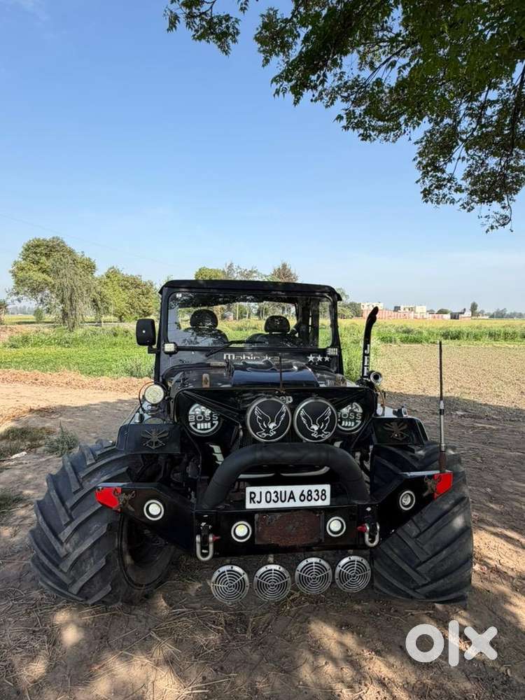 Mahindra Diesel Jeep1979