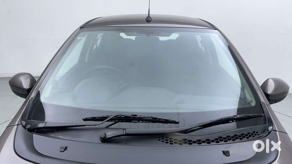 Tata Tiago 1.2 Revotron Xt, 2018, Petrol