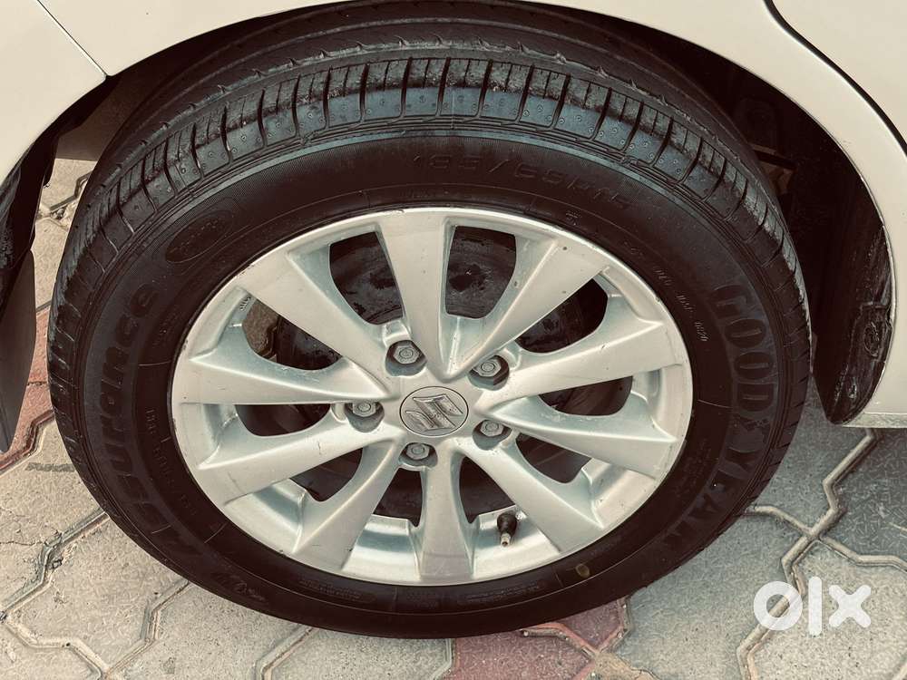 Maruti Suzuki Ertiga Vxi Limited Edition, 2015, Petrol