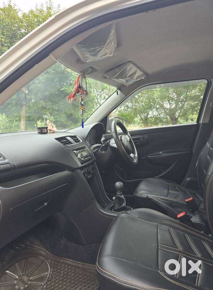 Maruti Suzuki Swift Lxi Optional-o, 2015, Petrol