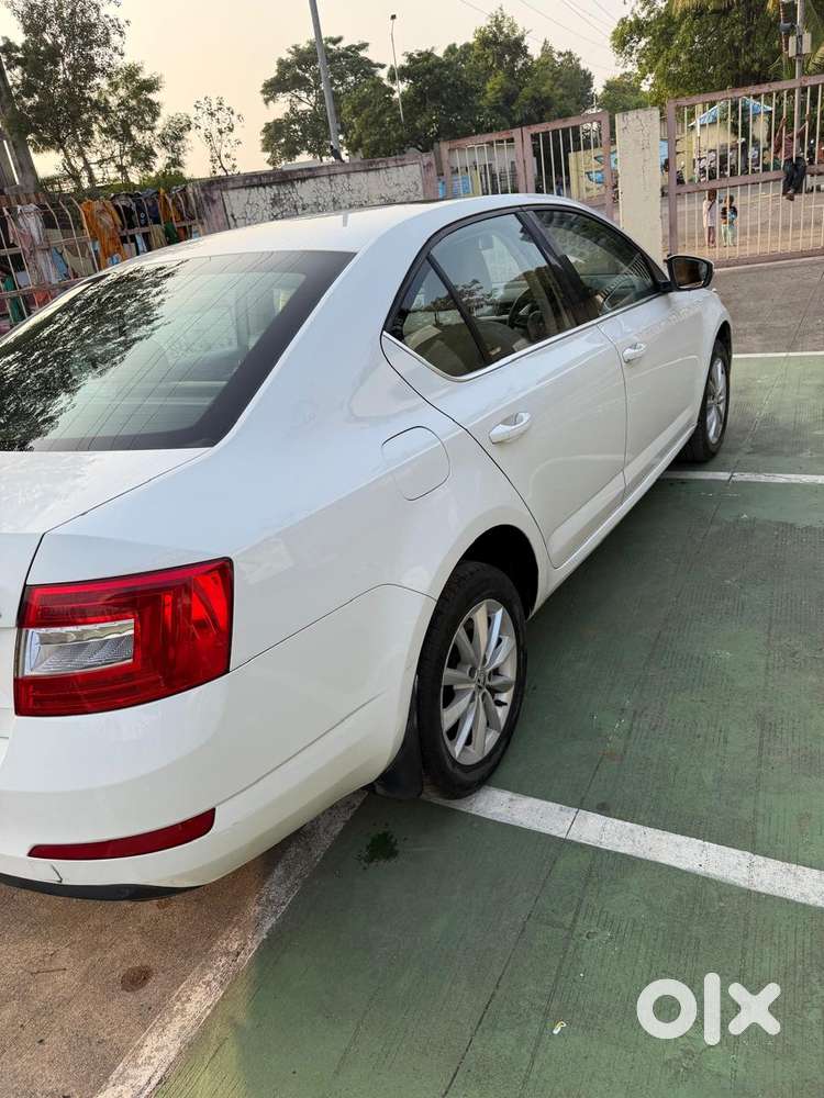 Skoda Octavia Facelift Essence, 2013, Diesel