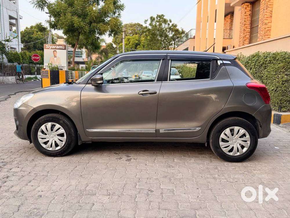 Maruti Suzuki Swift 1.2 Vxi (o), 2022, Petrol