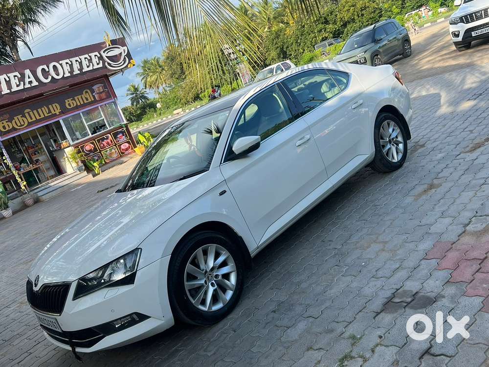 Skoda Superb Laurin 2016 Km Driven