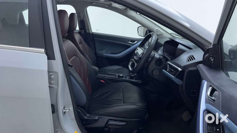 Tata Curvv Creative Plus S 1.2 Revotron Petrol 7dca, 2025, Petrol