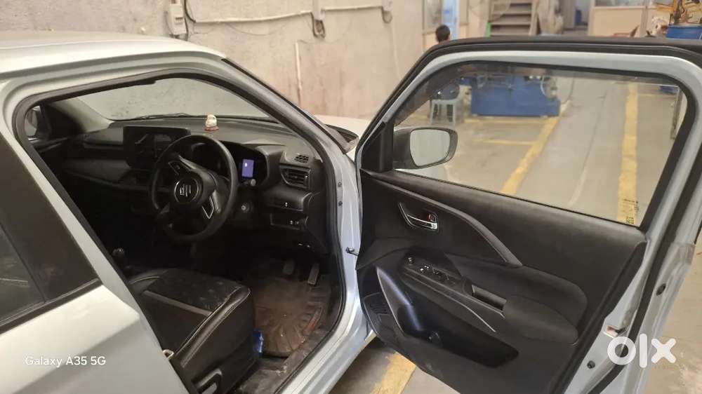Maruti Suzuki Swift Vxi Ags 2025