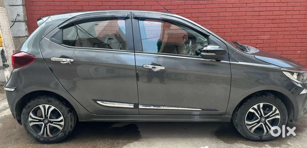 Tata Tiago 2023 Petrol