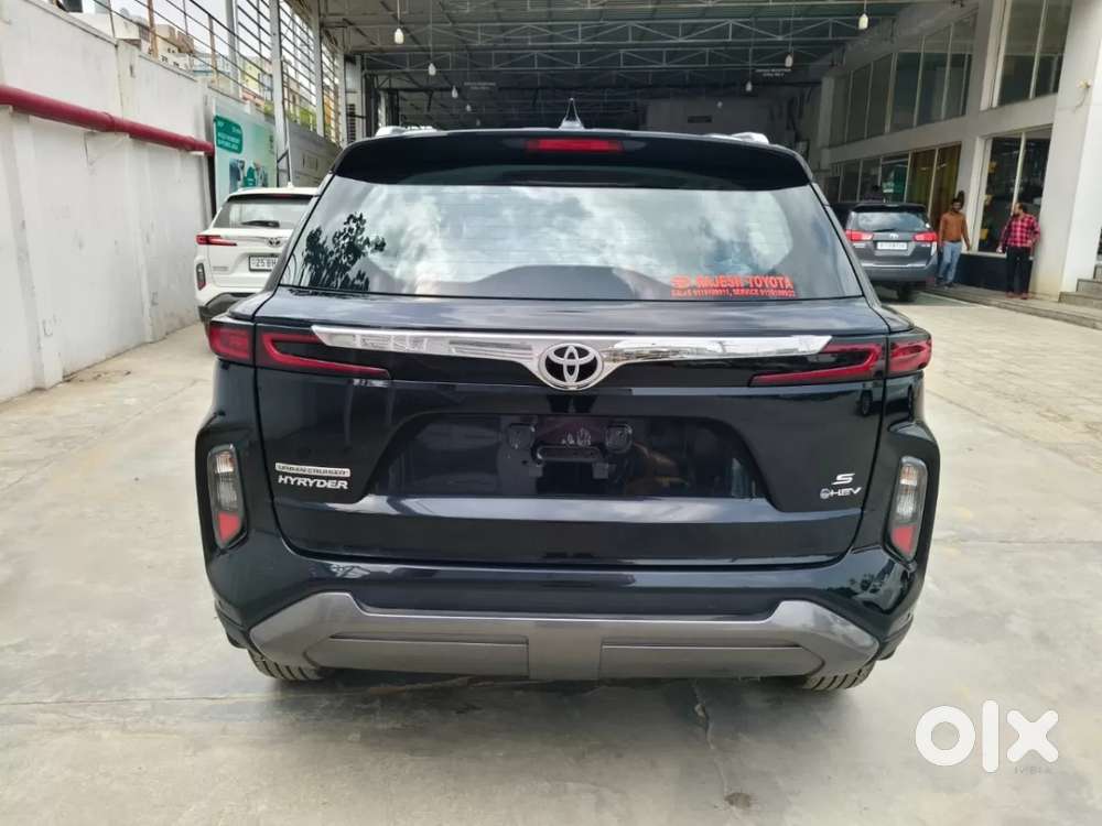 Toyota Urban Cruiser Hyryder, 2025, Petrol