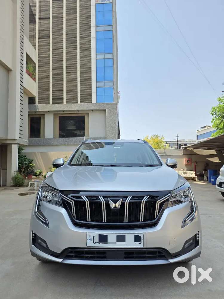 Mahindra Xuv700 2023 Petrol Well Maintained