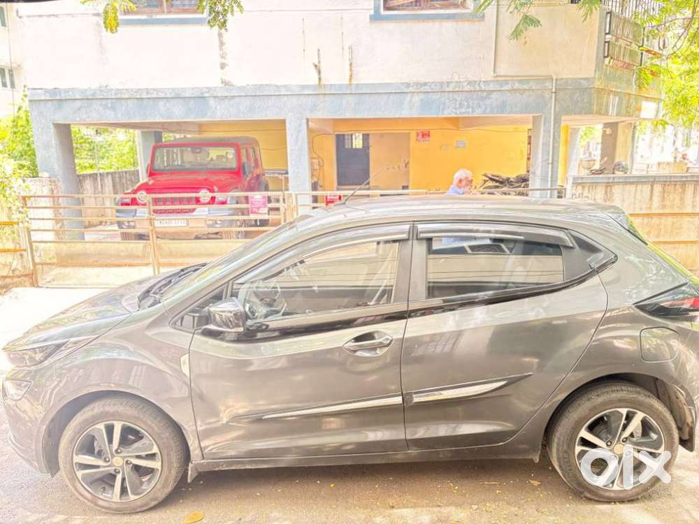 Tata Altroz Xz, 2022, Petrol