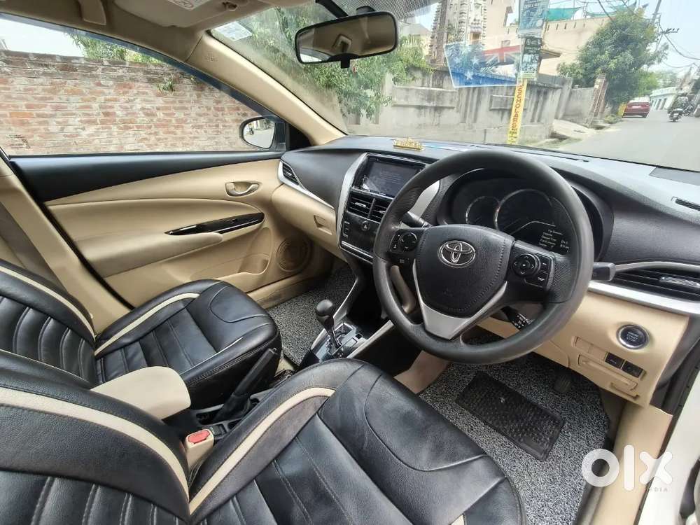 Toyota Yaris 1.5 V 2020 Full Top Model Cvt Automatic Car