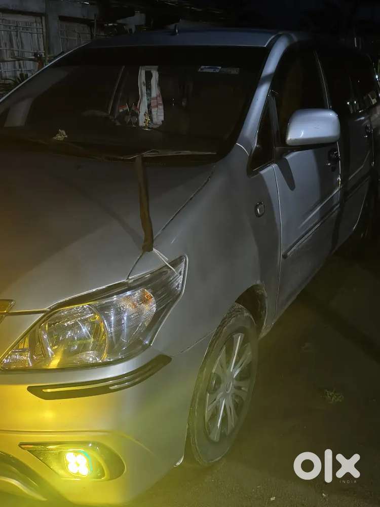 Toyota Innova 2013