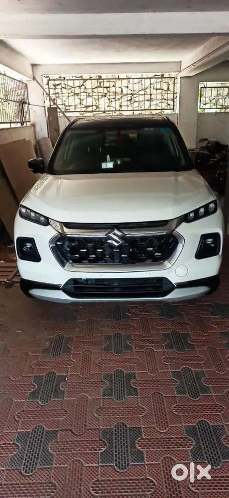Maruti Suzuki Grand Vitara 2023 Petrol Good Condition