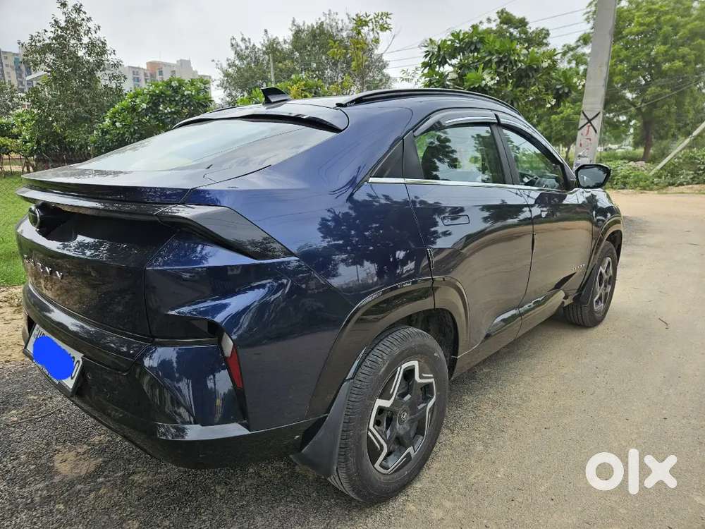 Tata Curvv 2025 Petrol Well Maintained