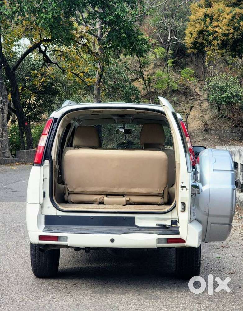 Ford Endeavour 3.0l 4x4 At, 2014, Diesel