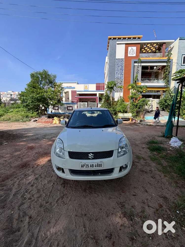 Maruti Suzuki Swift 2010 Diesel Good Condition With Brand New Battery