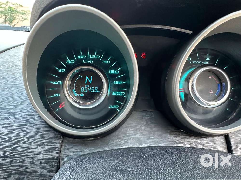 Mahindra Xuv500 2.2 W10, 2016, Diesel