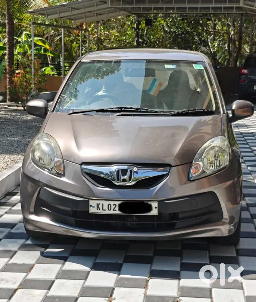 Honda Brio 2013 Petrol Well Maintained
