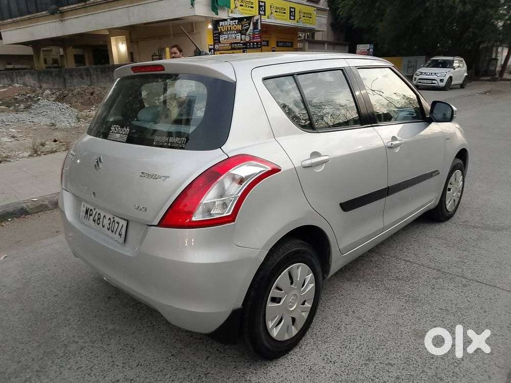 Maruti Suzuki Swift Vxi + Manual, 2013, Petrol