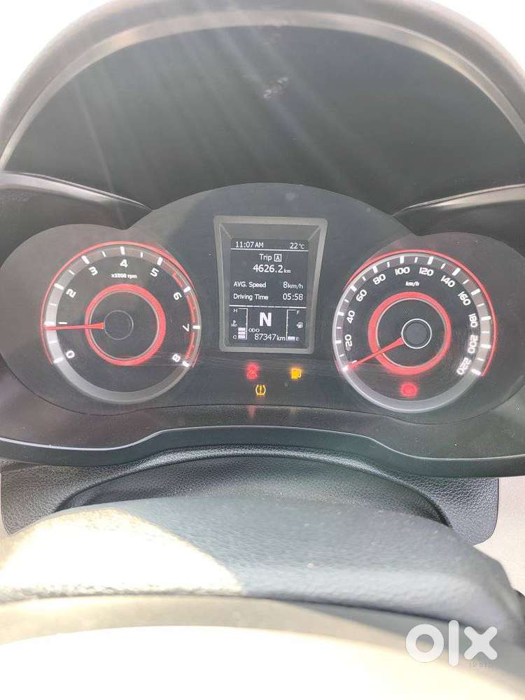 Mahindra Xuv300 W8, 2022, Petrol