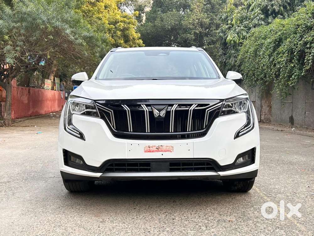 Mahindra Xuv700 2.0 Ax 7 Petrol At Luxury Pack Str, 2026, Petrol