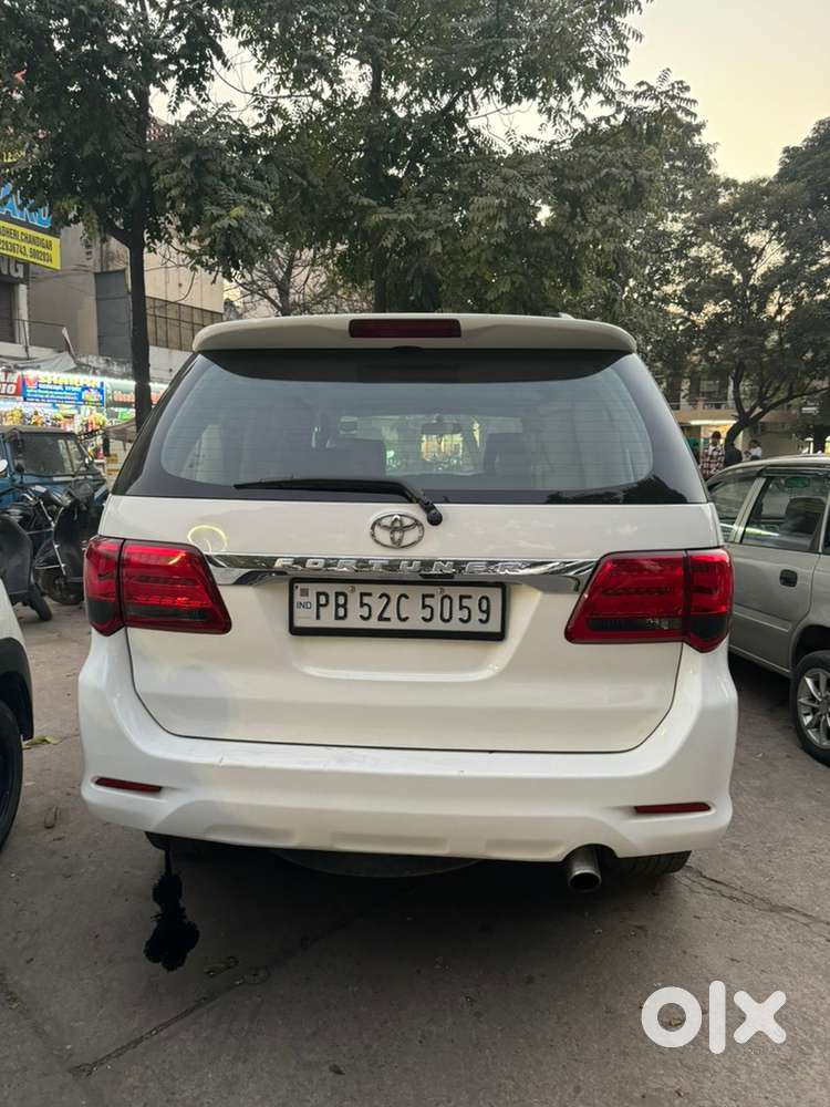 Toyota Fortuner Diesel 2013