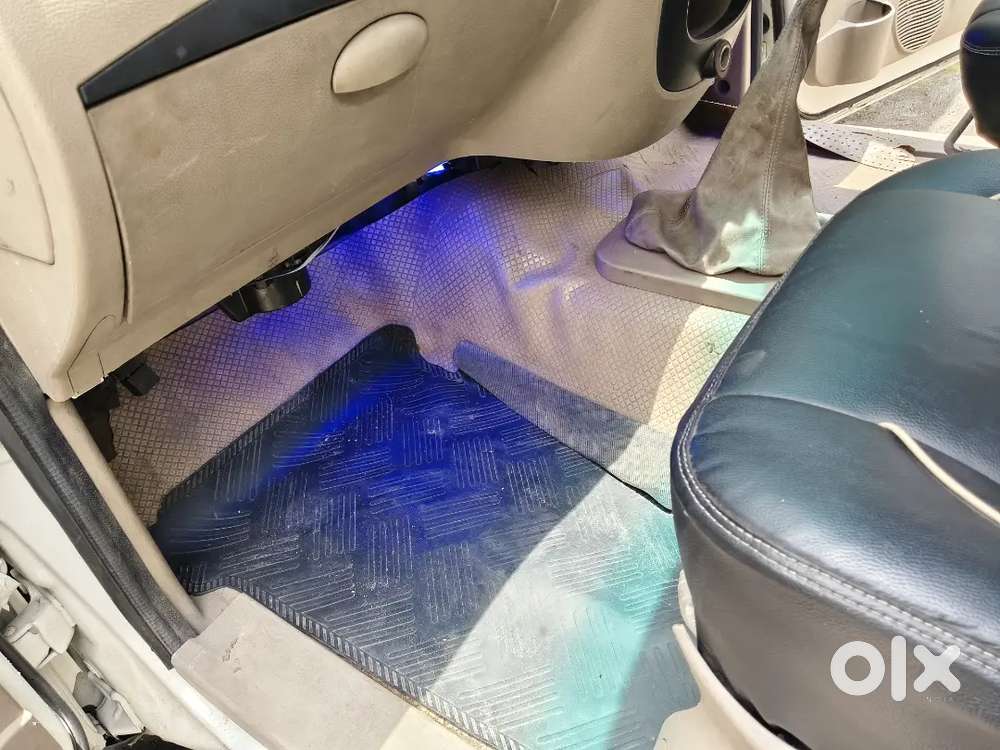 Mahindra Xylo 2016