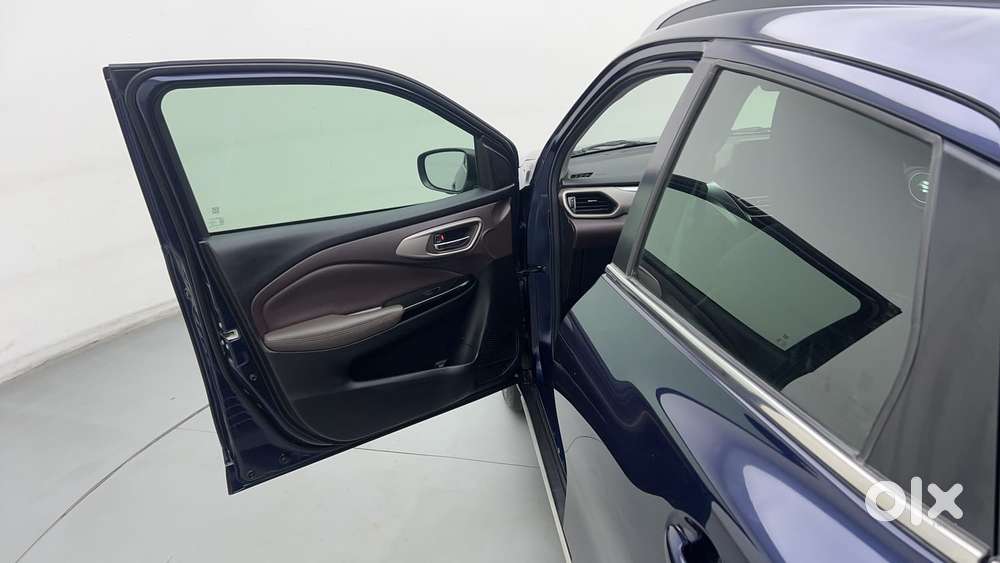 Maruti Suzuki Fronx Alpha 1.0l Turbo Mt, 2023, Petrol