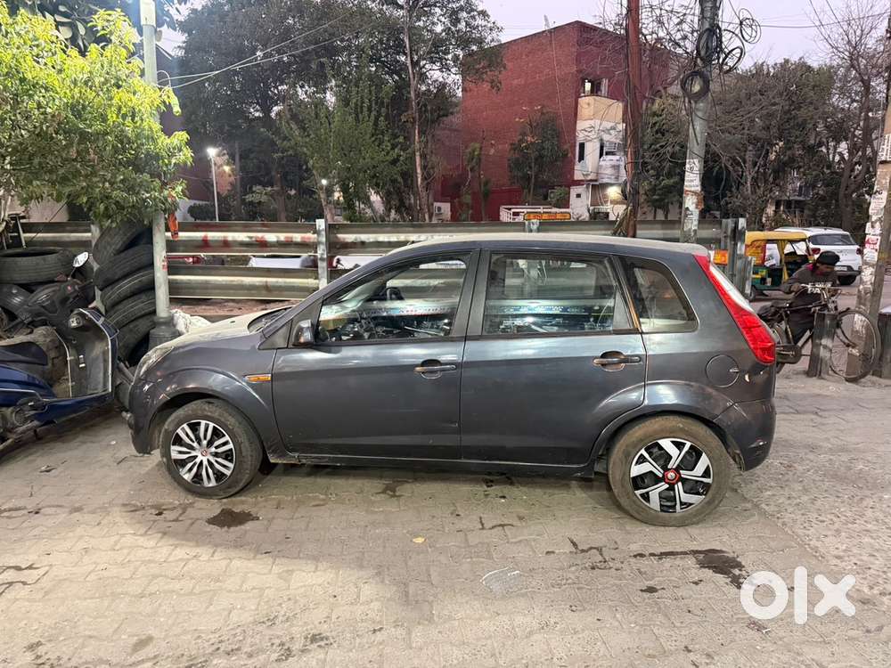 Ford Figo Petrol Manual 2011 4th Owner