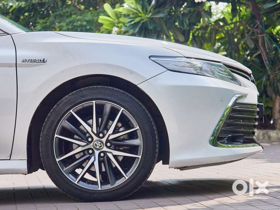 Toyota Camry Hybrid, 2024, Petrol