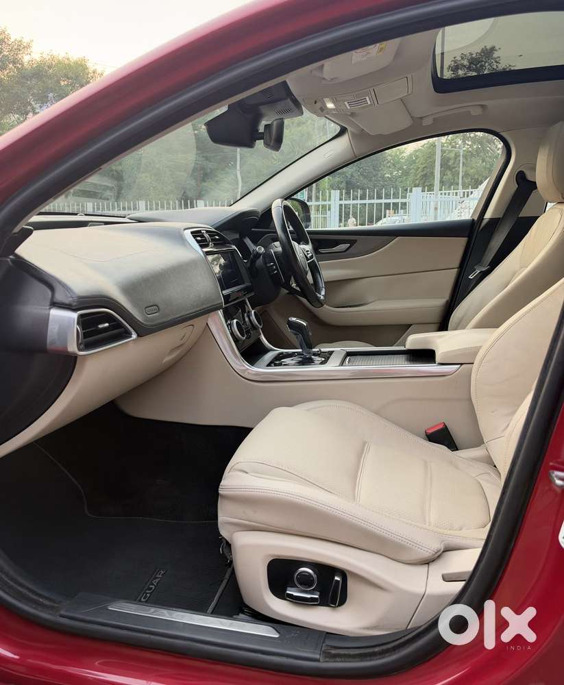 Jaguar Xe Portfolio, 2020, Diesel