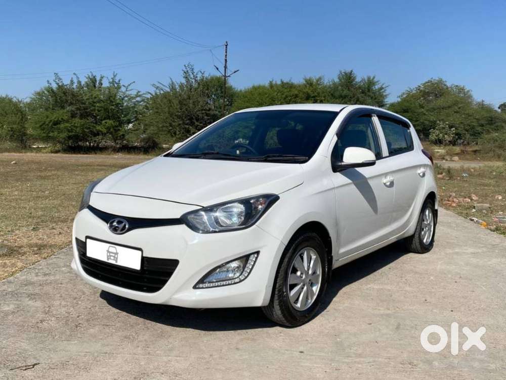 Hyundai I20 Sportz 1.2 Vtvt, 2013, Petrol