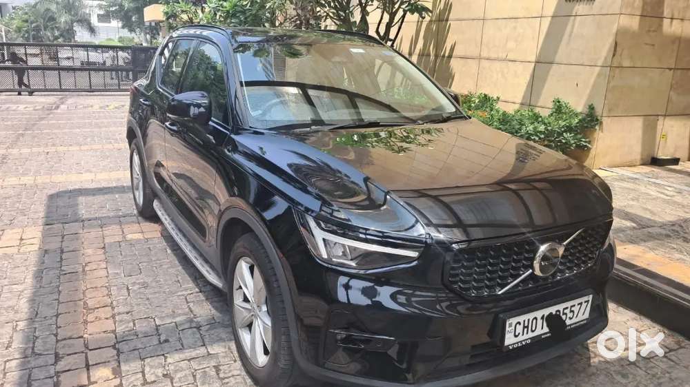Volvo Xc40 Showroom Condition  Only 2150 Kms Run