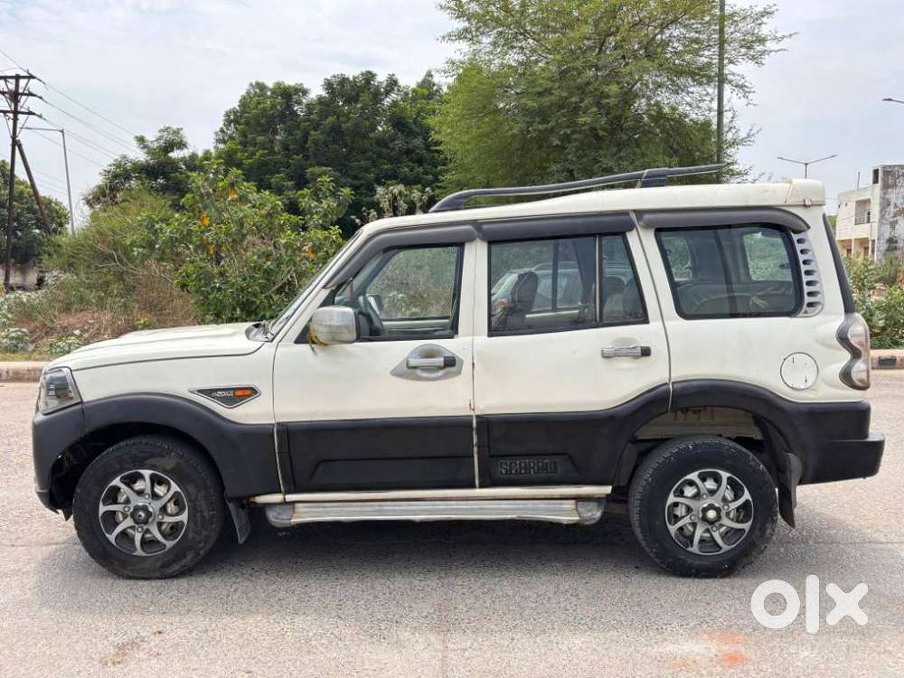 Mahindra Scorpio S2, 2016, Diesel