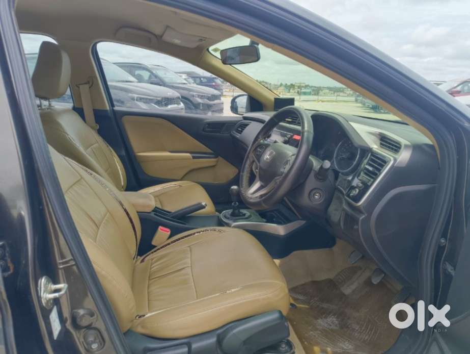 Honda City 2014-2015 I Vtec Sv, 2015, Petrol