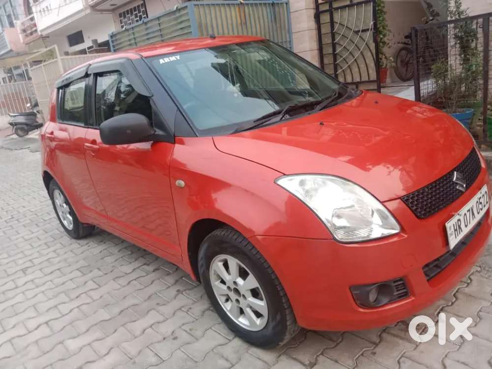 Maruti Suzuki Swift 2006 Petrol 90000 Km Driven