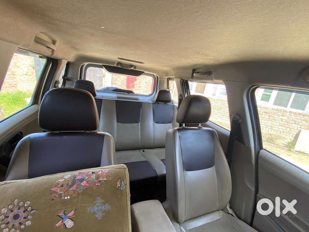 Mahindra Tuv 300 2016 Diesel 100000 Km Driven