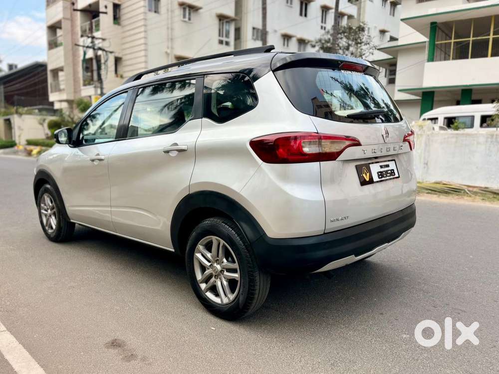 Renault Triber Rxz, 2022, Petrol