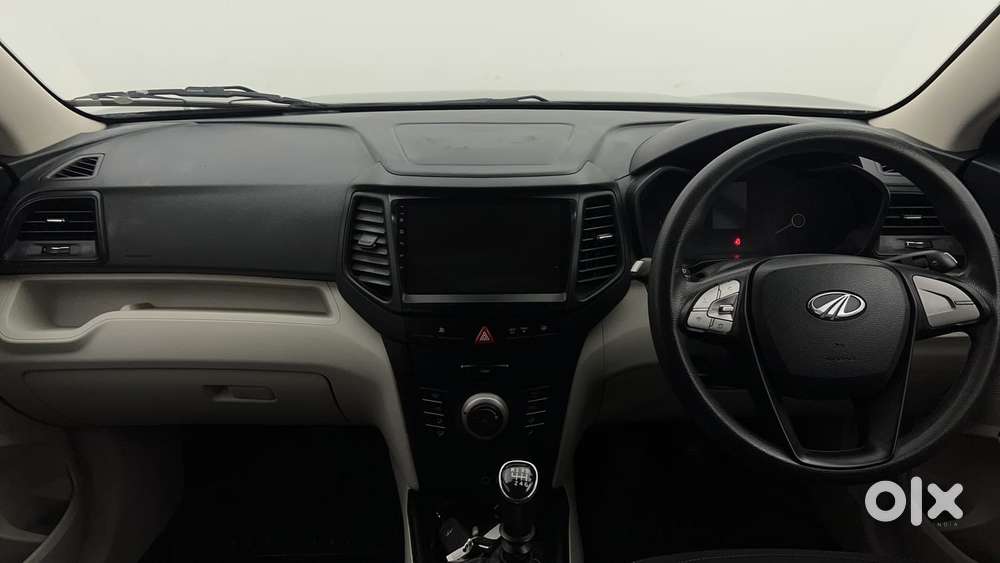 Mahindra Xuv300 W6, 2022, Petrol