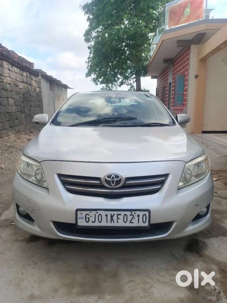 Toyota Corolla Altis Top Model 2010 Cng + Pretol