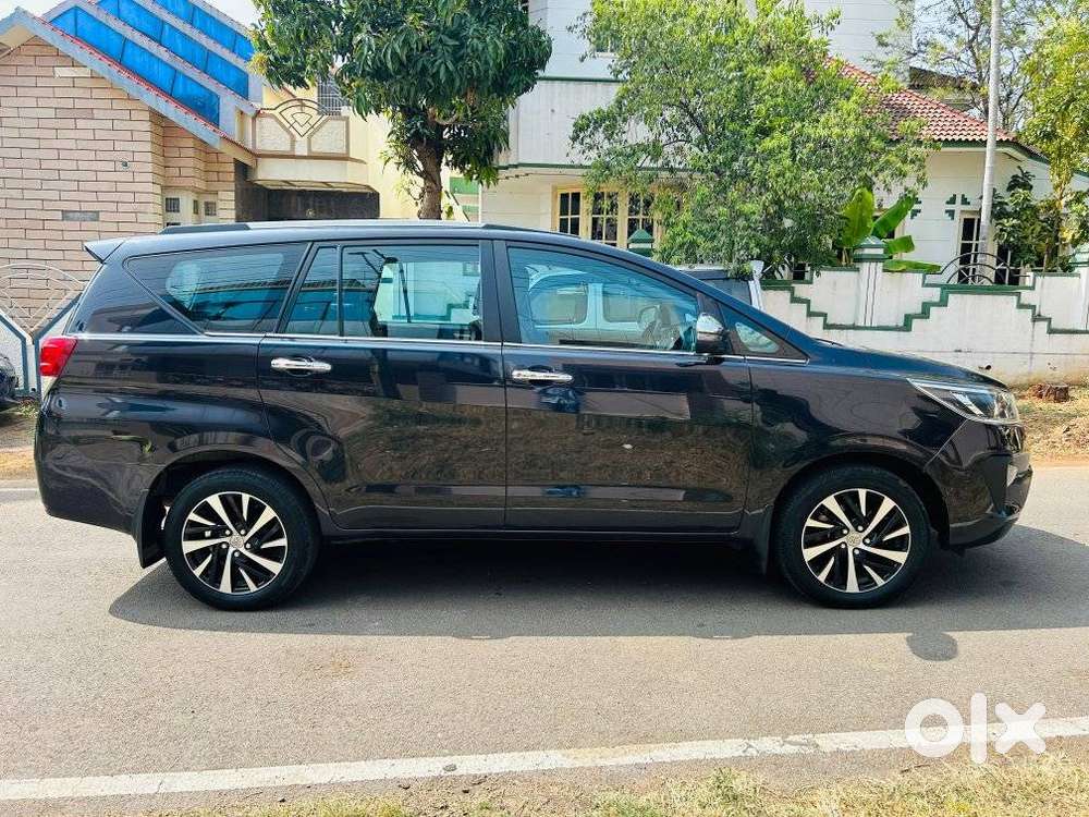 Toyota Innova Crysta 2.4 Z 7 Str, 2022, Diesel